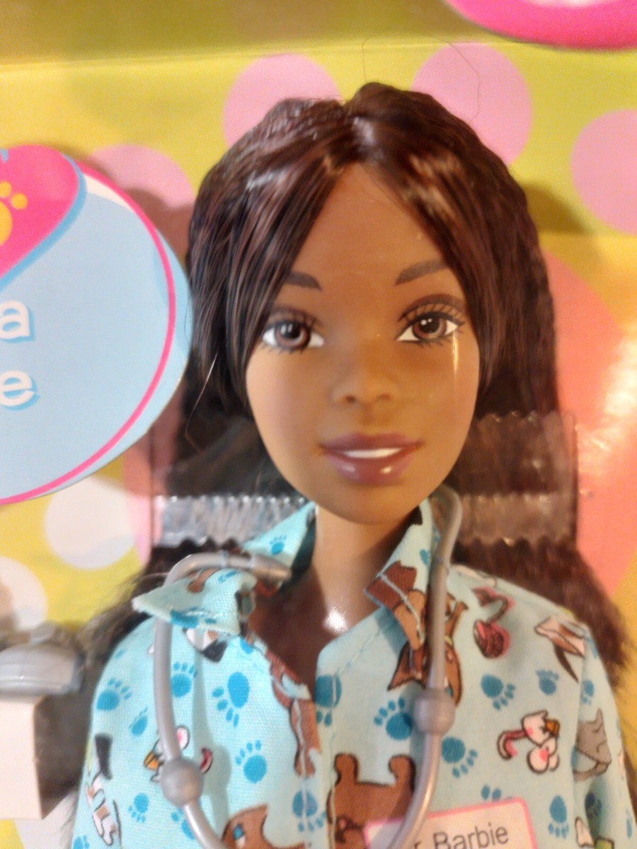 2004 Mattel Barbie Doll Animal Doctor #19025