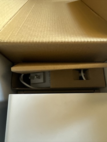 Verizon Internet Gateway WNC-CR200A 2023 WiFi6 NKR-LV65C-T3 NEW - Picture 5 of 5
