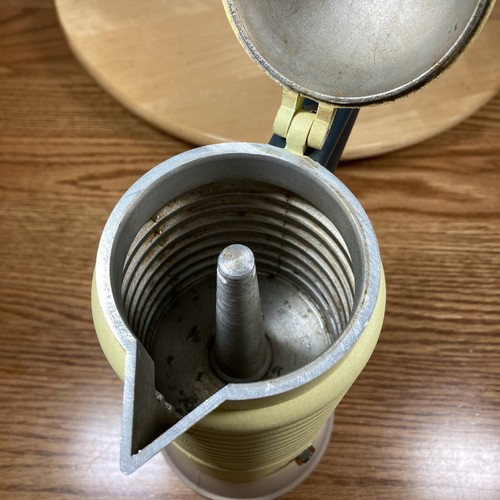 Fabricante de espresso de aluminio moka vintage muy raro amarillo Calderoni Fratelli - Imagen 9 de 13