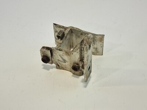 BMW F20 118D, Aufnahme Vorderachsträger links, 51647245795, 7245795