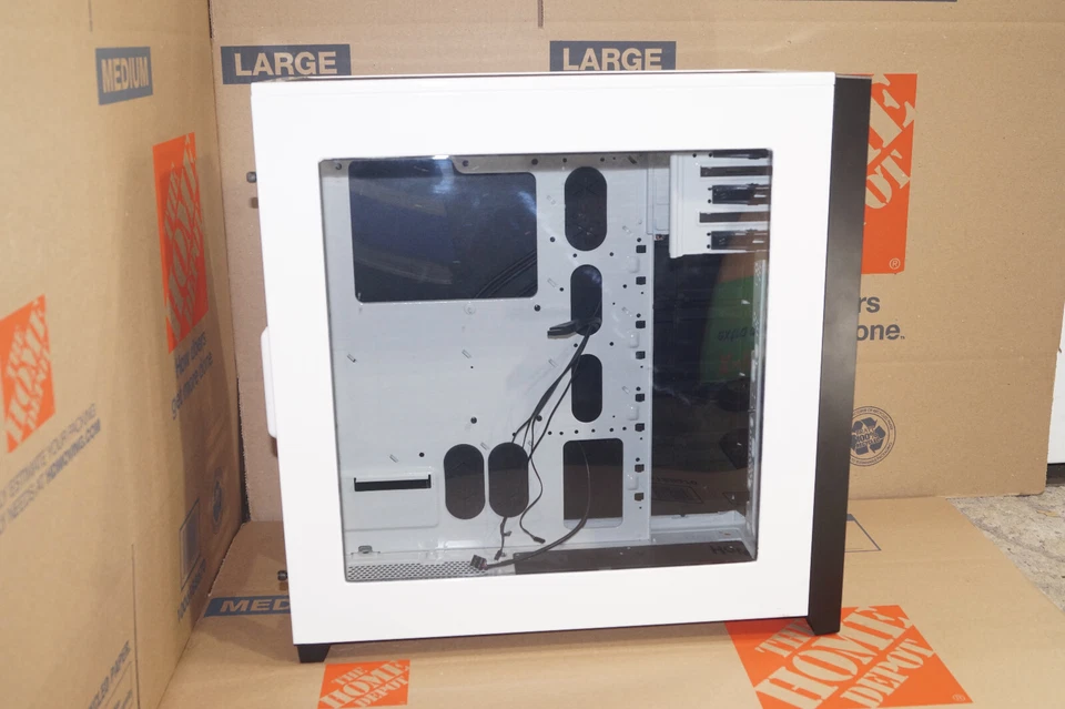 Corsair Obsidian Series 750D Aluminum Performance Full Tower ATX Computer Case - Image 2 of 4