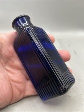 SUPERB LARGE VICTORIAN/EDWARDIAN TRIANGULAR UNEMBOSSED BLUE GLASS POISON BOTTLE