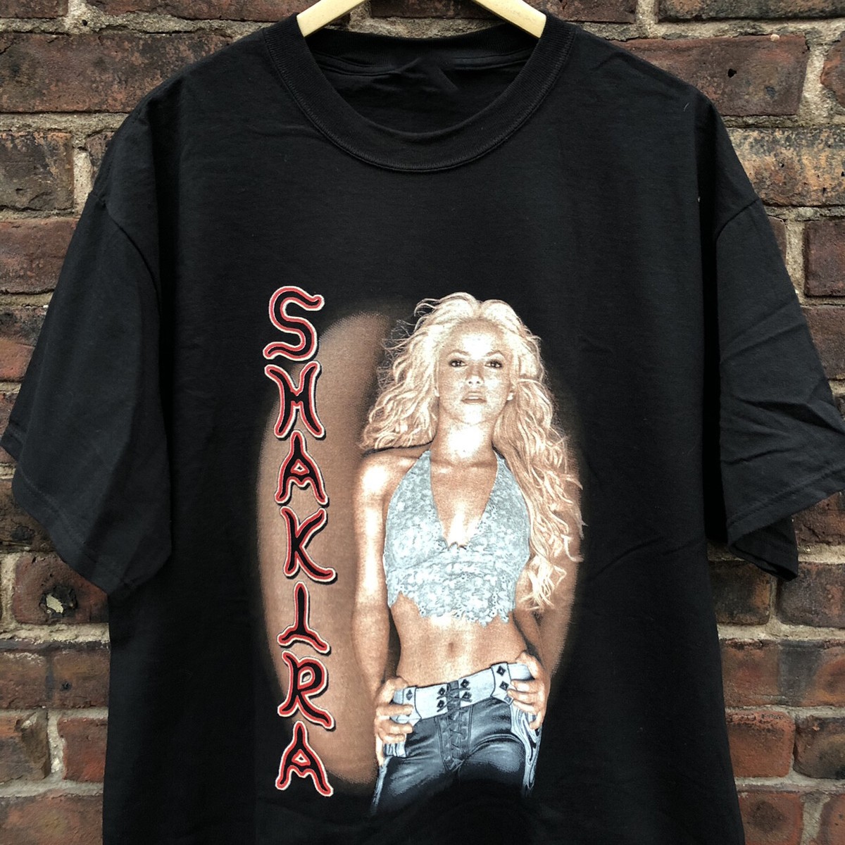 Shakira Tour Concert Black Men T-shirt Black Unisex Tee S to 5XL
