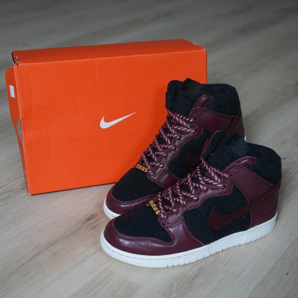 Nike Dunk High Supreme Red 2007 for Sale | Authenticity Guaranteed