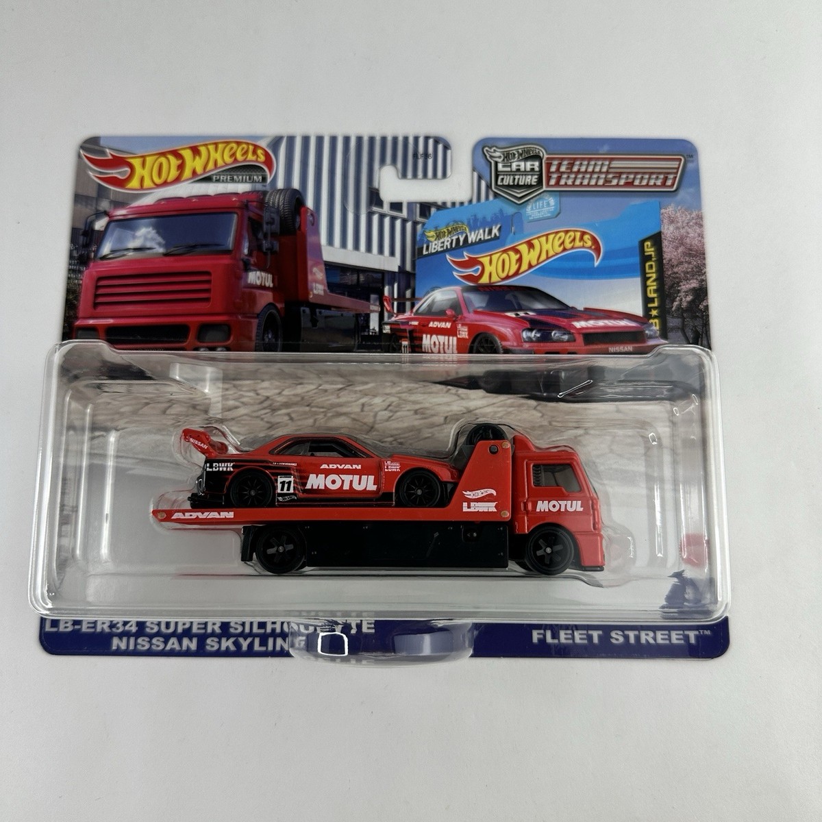 Hot Wheels Team Transport LB-ER34 Super Silhouette Nissan Skyline