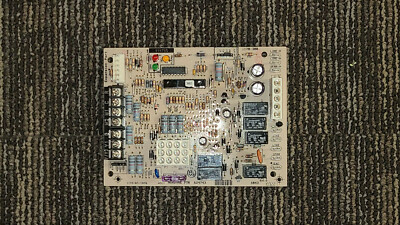 Goodman Lennox Nordyne Furnace Control Board 1170-83-300B 624743 1170-300 |  eBay