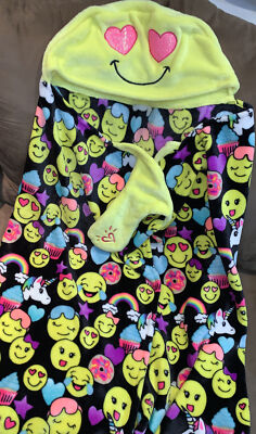 JUSTICE BLANKET COZY EMOJIS 57  x 44  PLUSH SOFT CUDDLE FUN!!