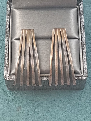 Tom Hawk Designer Sterling Silver Earrings, Waterfall Look: 1.3'' & 14 grams