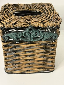 Vtg Brown Wicker Kleenex Tissue Box Holder Dark Green Metal Design Nice