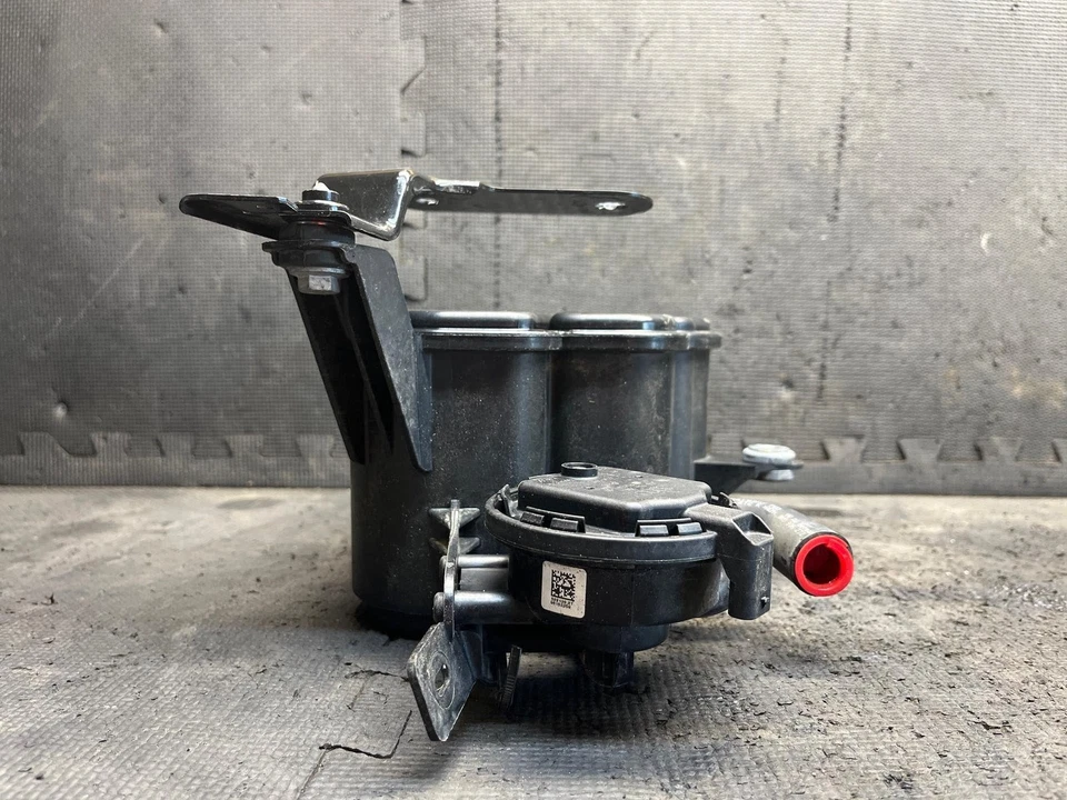 2015 Audi Q5 Quattro 2.0L Evaporator Canister 09 10 11 12 13 14 15 16 17 OEM Foto 2 de 4