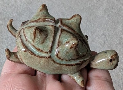 Pottery turtle figurine alligator snapping spiky shell glazed small handmade