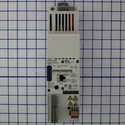 Lenze E84AVSCE1524SX0 Servo Drive / Inverter   New