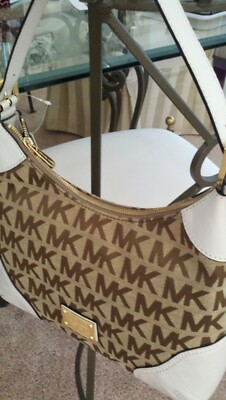 BNWT Michael Kors MILLBROOK LARGE SHOULDER MK Signature JQD Bag