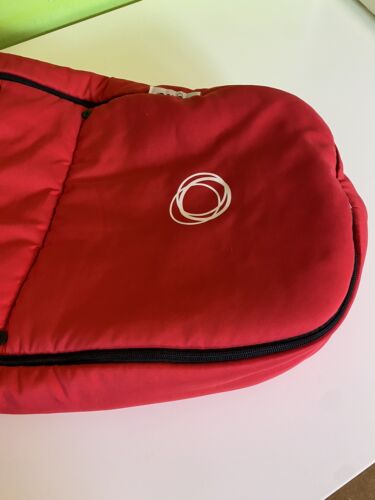 Bugaboo Bee Cocoon with Head Support - Red - Picture 3 of 19