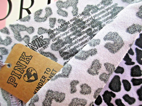 VICTORIA'S SECRET PINK No Show Thong Panty VS Purple Leopard M Lavender Love NWT
