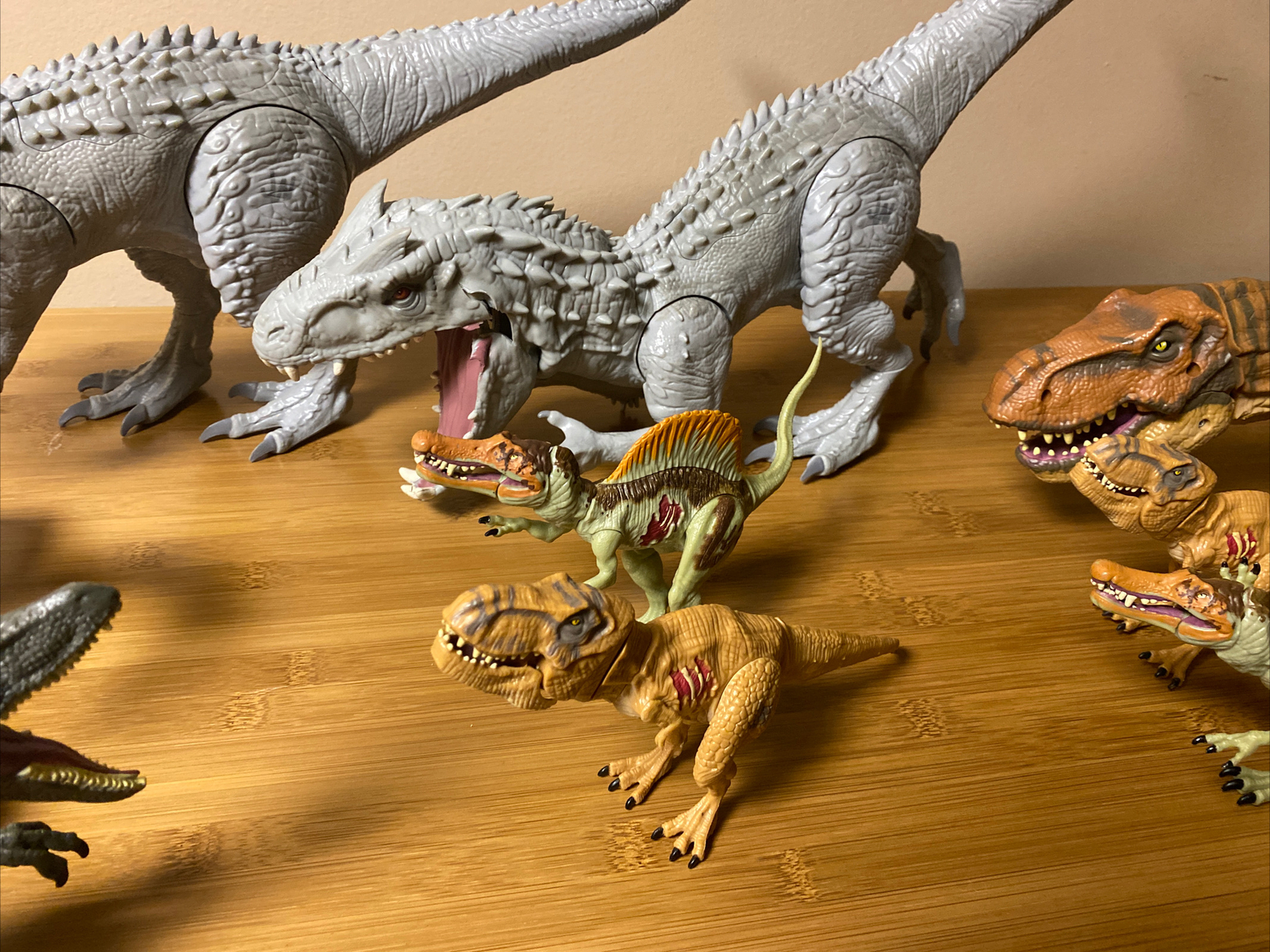 Lot Of Jurassic World Dinosaur Figure Toys 3x Indominus Rex + T Rex ...