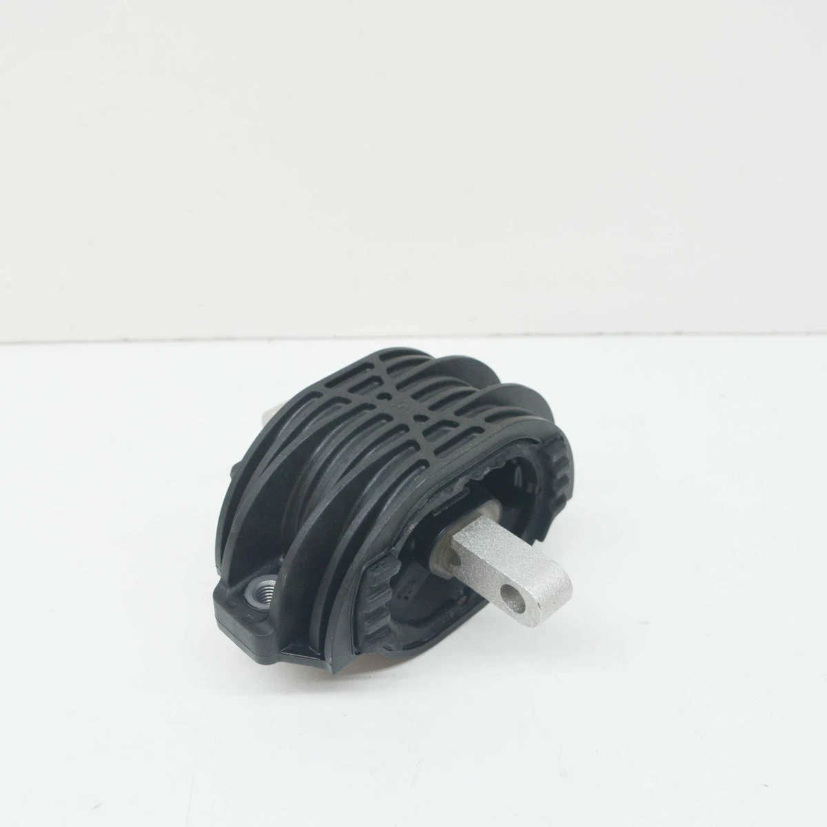 BMW 7 F01 Gearbox Mount 22326775908 6775908 NEW GENUINE | eBay 