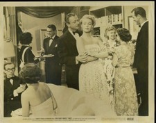 ROBERT YOUNG BARBARA HALE AND BABY MAKES THREE 1949 ORIG  8X10 PHOTO  X3484