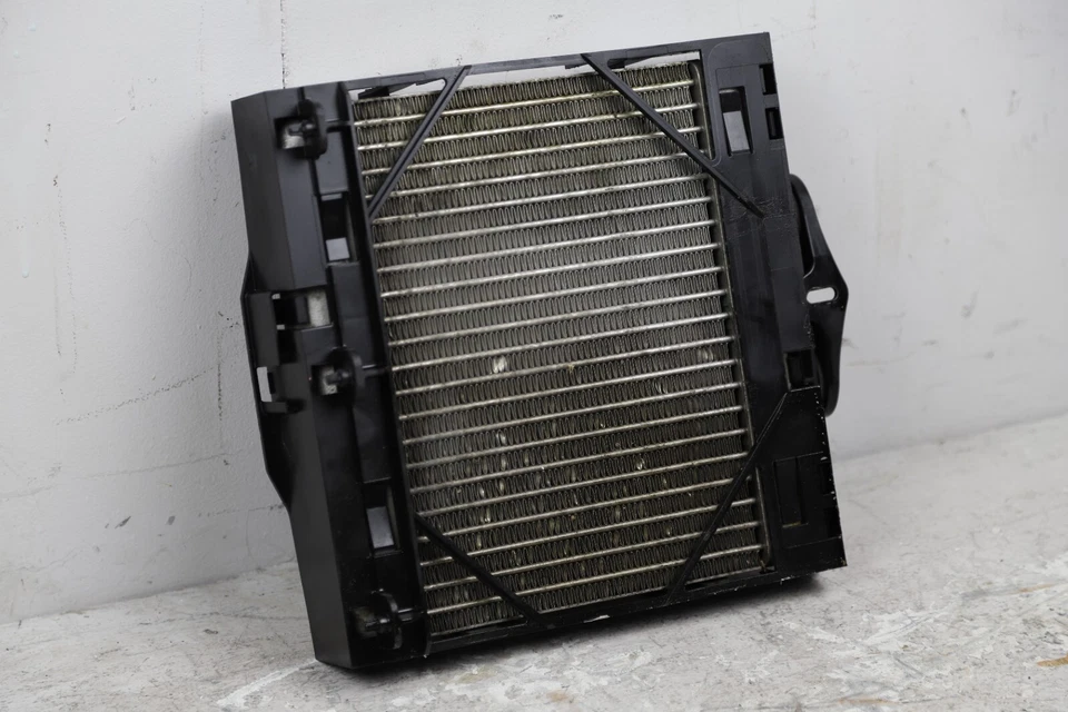 BMW F01 F06 F07 F10 535I 550I 640I 650I 740I 750I ОХЛАДИТЕЛЬ МАСЛА ДВИГАТЕЛЯ 7572542 OEM - Изображение 2 из 3