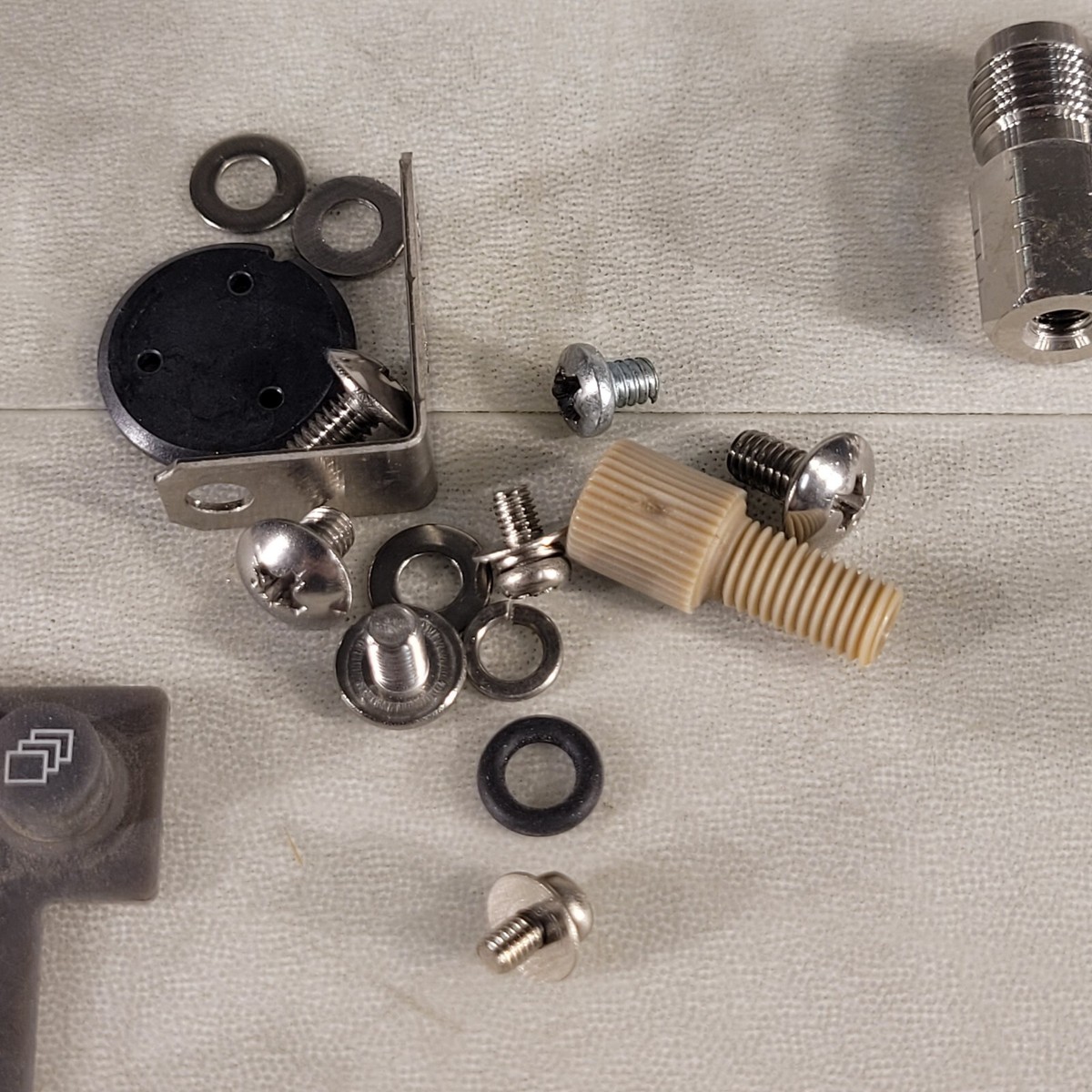 Lot Of Shimadzu GC HPLC Parts FID Control Pad 221-25539 228