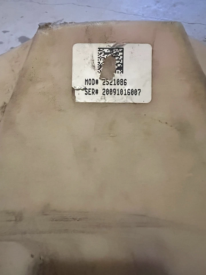 Polaris Axys/IQR Racer 600 Fuel Tank 2006-2017 - Image 2 of 4