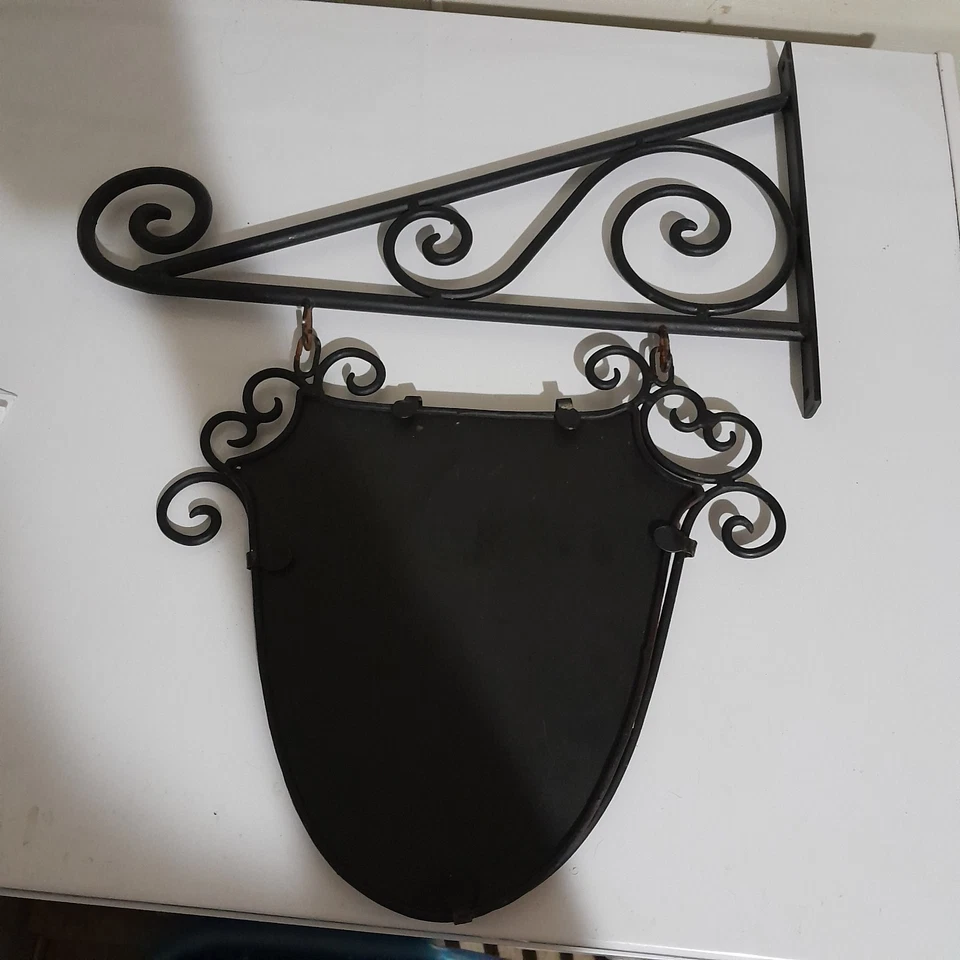 Cafe F Melois Wood Look Wall Decor with Black Metal Hanger One Sided - Image 4 of 4