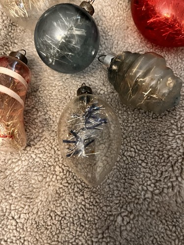 6 Vintage WWII Era Christmas Ornaments Tinsel Inside Unsilvered UFO Bells More - Picture 6 of 7