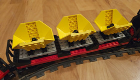 LEGO 4565 - Heavy Cargo Train 9V Railway Freight And Crane Railway - 100%