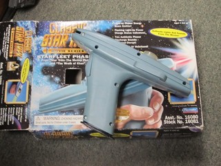 Playmates Star Trek Starfleet Phaser (Movie Collector's Series) IN BOX