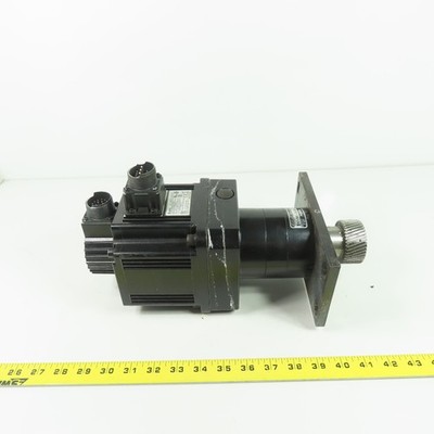 Delta ECMA-E21310RS AC Servo Motor 110VAC 2000RPM W/Reducer VRSF-8C-1000-LN
