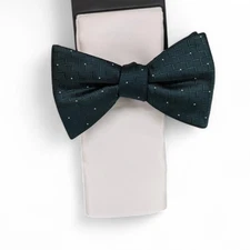 Alfani Men’s Brookes Green Geo Dot Pre-Tied Bow Tie & White Pocket Square Set