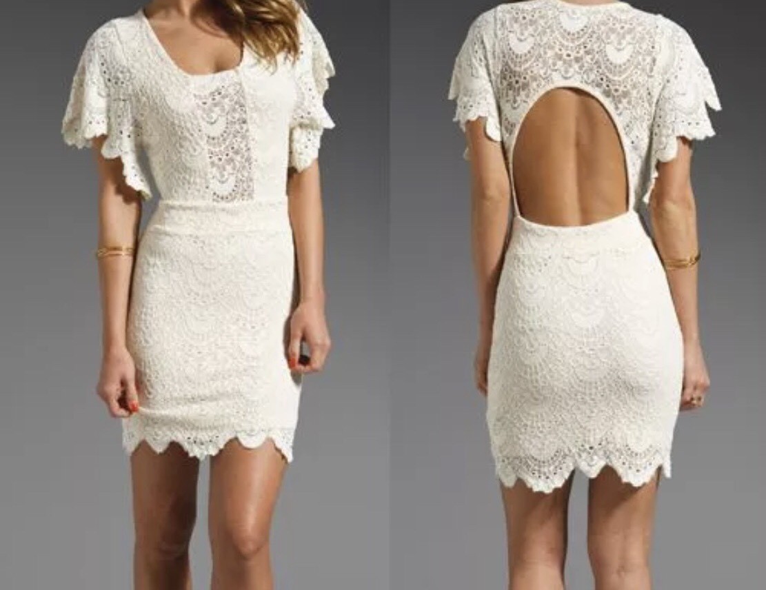 NIGHTCAP CLOTHING SPANISH LACE SEXY FLATTER DRESS, SZ S (2) WHITE NIGHTCAP CLOTHING SPANISH LACE SEXY FLATTER DRESS, SZ S (2) WHITE