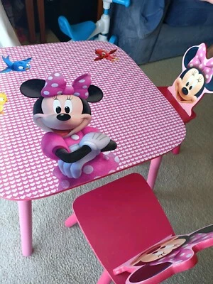minnie mouse outdoor chair