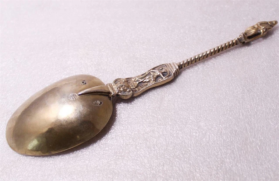 Antigua cuchara grande de plata alemana Apóstol dorada grabada 7,5" c.1700s Foto 2 de 4
