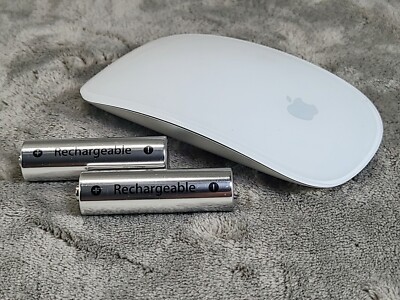 Apple Magic Bluetooth Wireless Laser Mouse A1296 + Apple Rechargeable Batteries