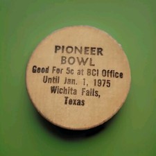 Vintage 1974 Pioneer Bowl Wichita Falls TX Wooden Nickel Token - NCAA Football