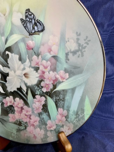 "Sapphire Wings" Jewels of the Flowers Collectors Plate 1991 Butterfly Chun Chiu - Picture 4 of 8