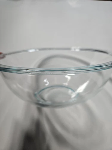 Pyrex 325 2.5 Qt - 2.3l Made In USA Clear Glass Nesting Bowl USED