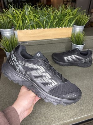 Salomon Wander Gore-Tex Triple Black Men s Size 12.5 Retail $170 Hiking Shoes