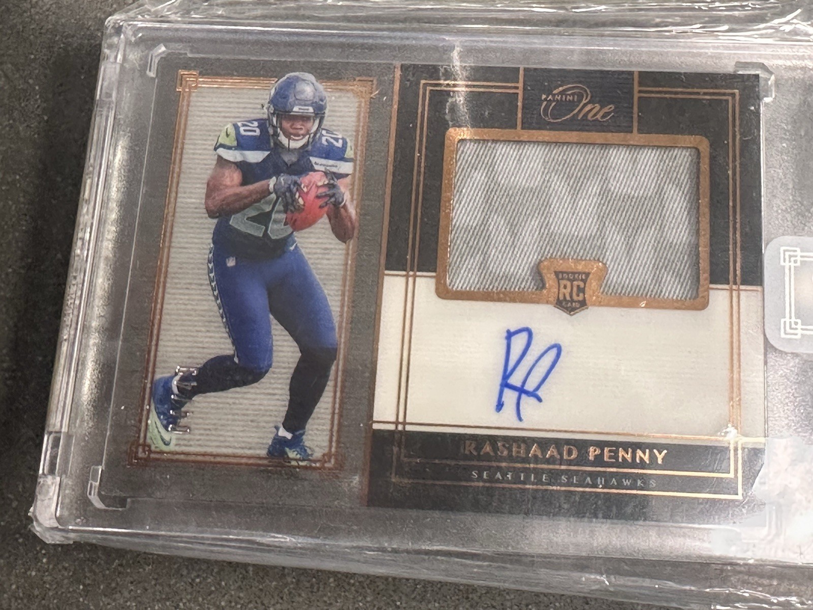 2018 Panini One - Premium Rookie Patch Autographs Rashaad Penny #36 #/49