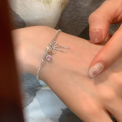 Women's Elegant Pink Heart Bow Pendant Bracelet Alloy Bracelet Fashion Jewelry