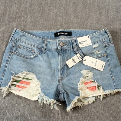Express Relaxed Low Rise Shortie Distressed Floral Denim Shorts Light Wash 6