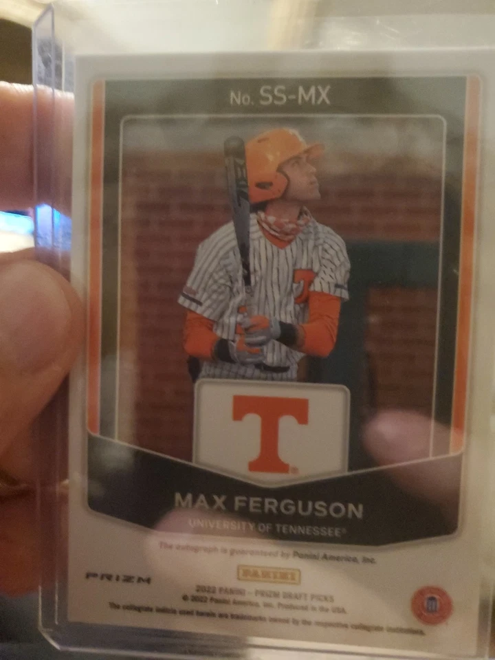 📈 2022 Prizm Draft Picks Max Ferguson Signing Sessions Silver Prizm Auto #SS-MX - Image 3 of 4