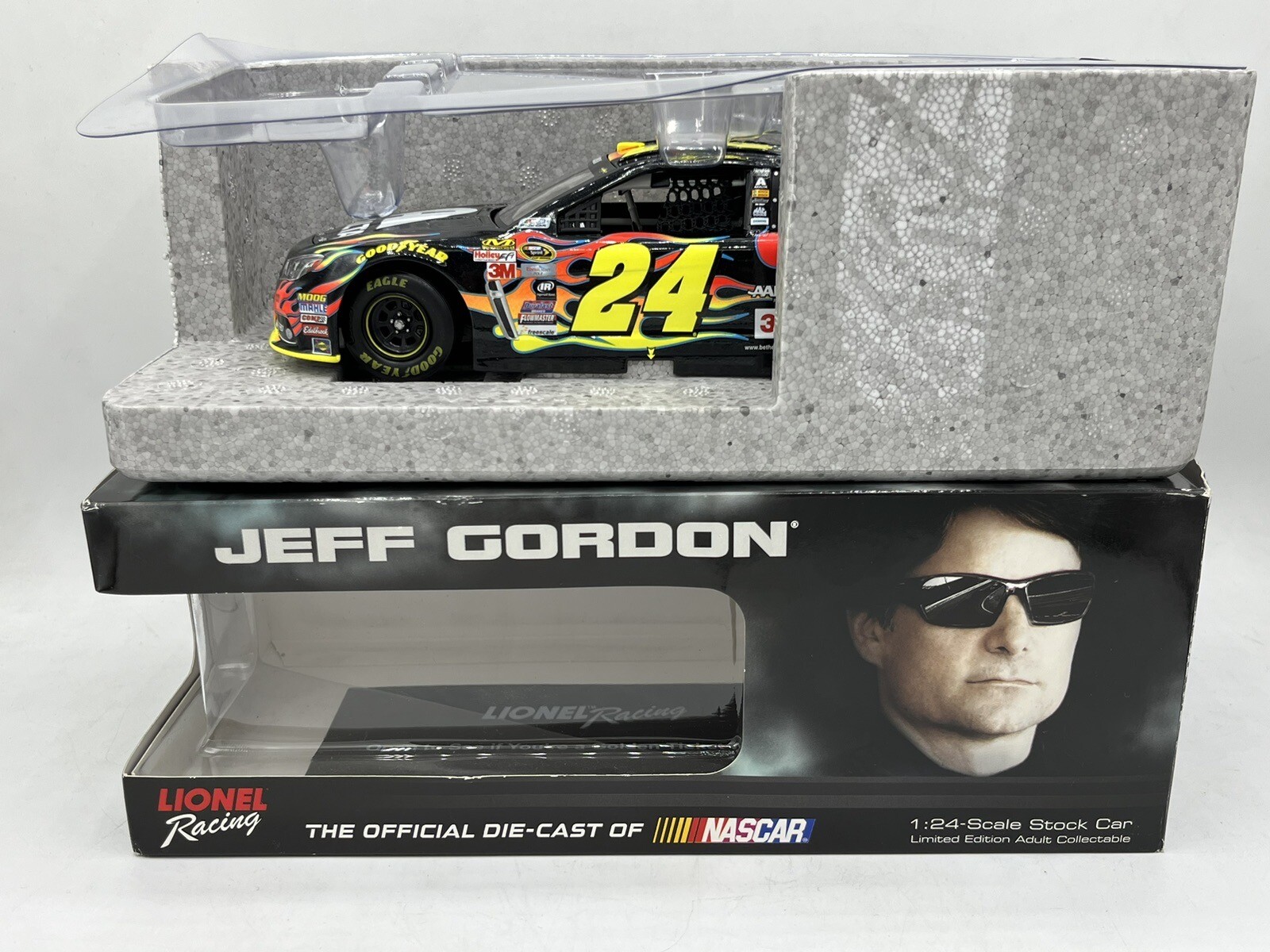 2015 Jeff Gordon 24 Axalta Service King Chevy Impala SS 1/24 w/ Sealed