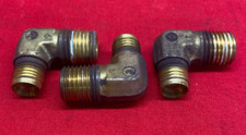 SWAGELOK 1/4" 90  ELBOW FITTING LENGTH 1-1/4" WIDTH 1/2" LOT OF 3 