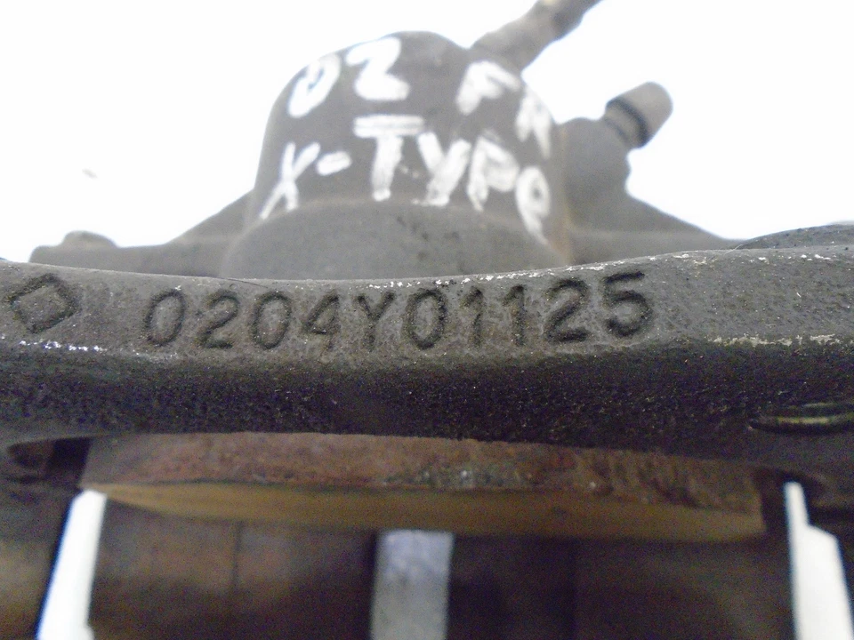 Pinza de freno delantera derecha del lado del pasajero Jaguar X-Type 2002-2006 OEM DK806155 Foto 3 de 4