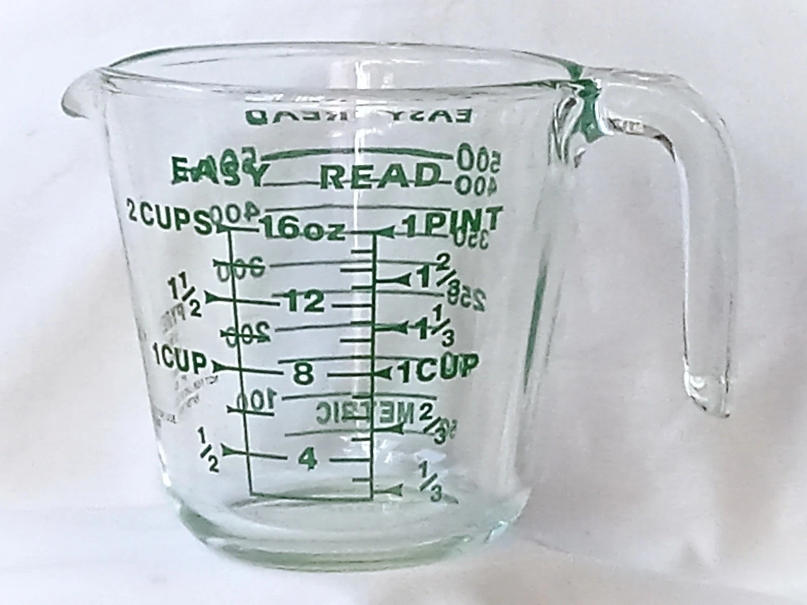 Vtg Pyrex 2 Cup 1 Pint Measuring Glass Easy Read Green Letters 516-0 USA
