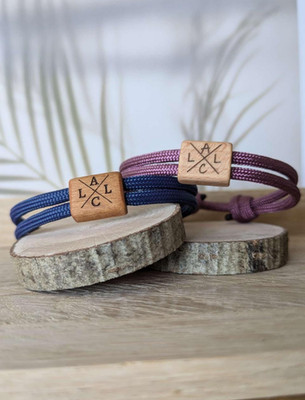 Personalisiertes Armband mit Holzschieber, initialen, persönliche Gravur, Symbol