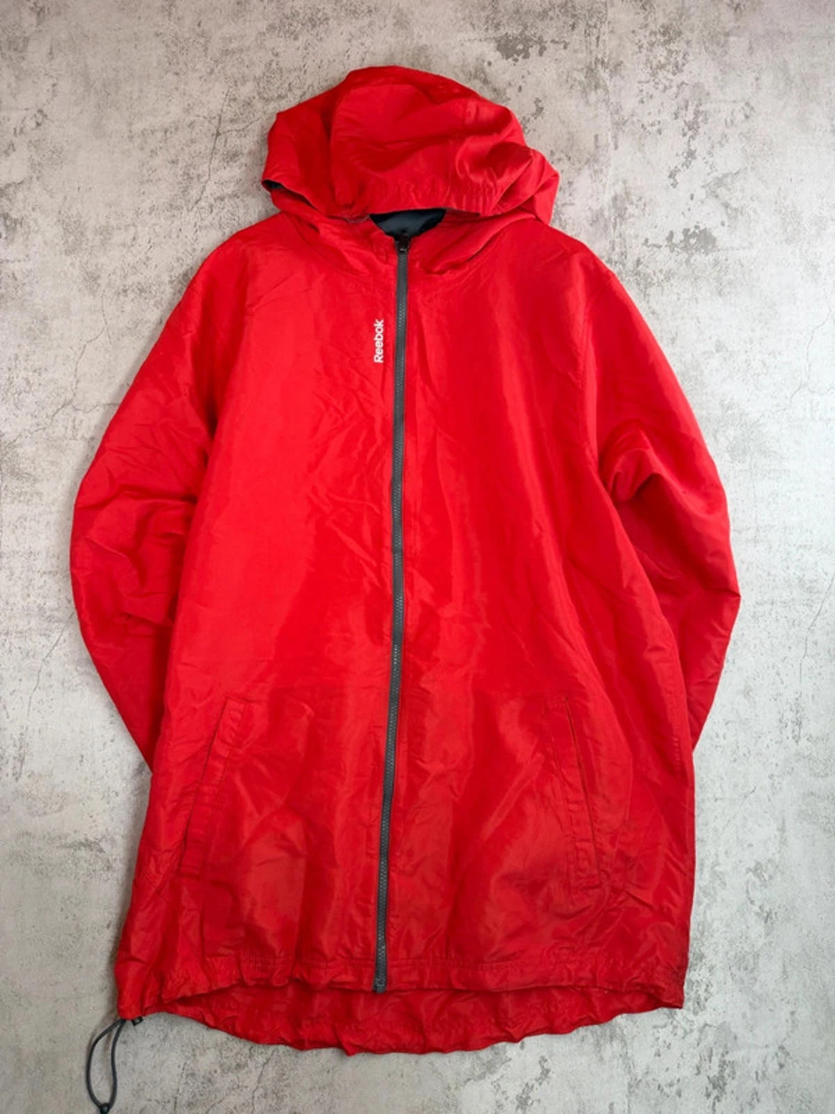 Reebok Red Lightweight Windbreaker Jacket – Size L