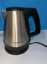 Hamilton Beach 1 L Electric Kettle  Heater WORKS. Clean Coffee Tea Corded